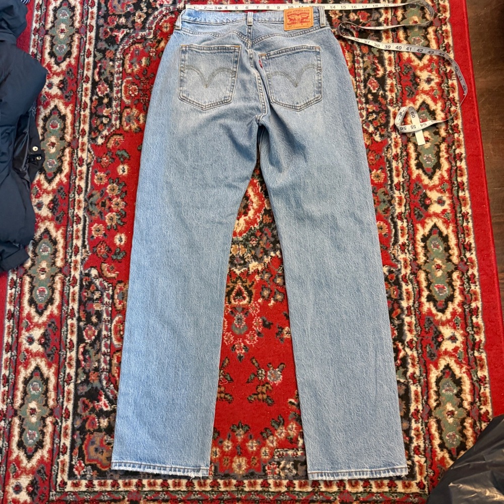 Levis 501 Curve Jeans Womens Light Wash Straight Leg High Rise Denim Blue - Picture 4 of 8